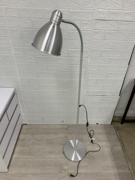 IKEA（イケア）スタンドライト TYP G0523-1