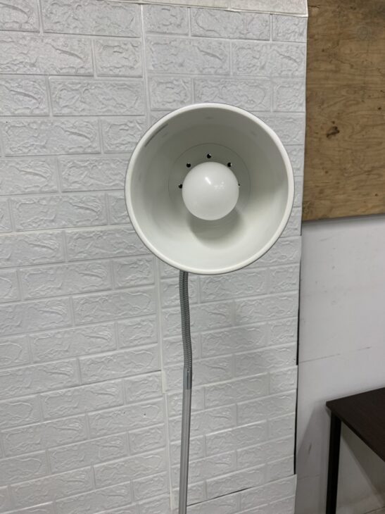 IKEA TYP G1512 スタンドライト 照明器具 NOT ホワイト リサイクルショップ札幌 買取本舗 平岸店 出張査定（名古屋市北区会所町へ）IKEA（イケア）スタンドライト TYP