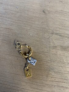 LOUIS VUITTON(ルイ・ヴィトン)ピアス レディース