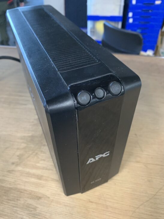 APC 無停電電源装置 BR550G-JP