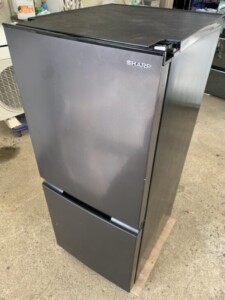 SHARP(シャープ)152L 2ドア冷蔵庫 SJ-D15J-H 2022年製