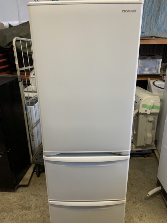 Panasonic（パナソニック）365L 3ドア冷蔵庫 NR-C372N-W 2021年製