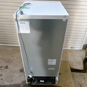 Hisense(ハイセンス)135L 2ドア冷蔵庫 HR-G13C-W 2023年製