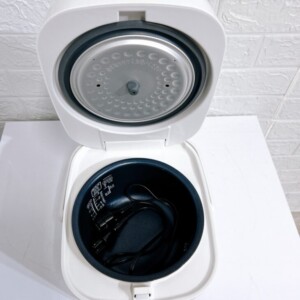 IRIS OHYAMA(アイリスオーヤマ)ジャー炊飯器 KS-RC21M05-W 2022年製