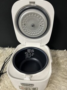 IRIS OHYAMA(アイリスオーヤマ)ジャー炊飯器 KS-RC21M05-W 2022年製