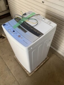 AQUA(アクア)4.5キロ 全自動洗濯機 AQW-S45J(W)2020年製