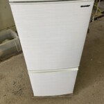 SHARP(シャープ)137L 2ドア冷蔵庫 SJ-D14F-W 2020年製