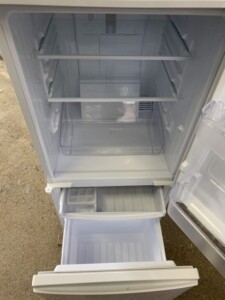 SHARP(シャープ)137L 2ドア冷蔵庫 SJ-D14F-W 2020年製