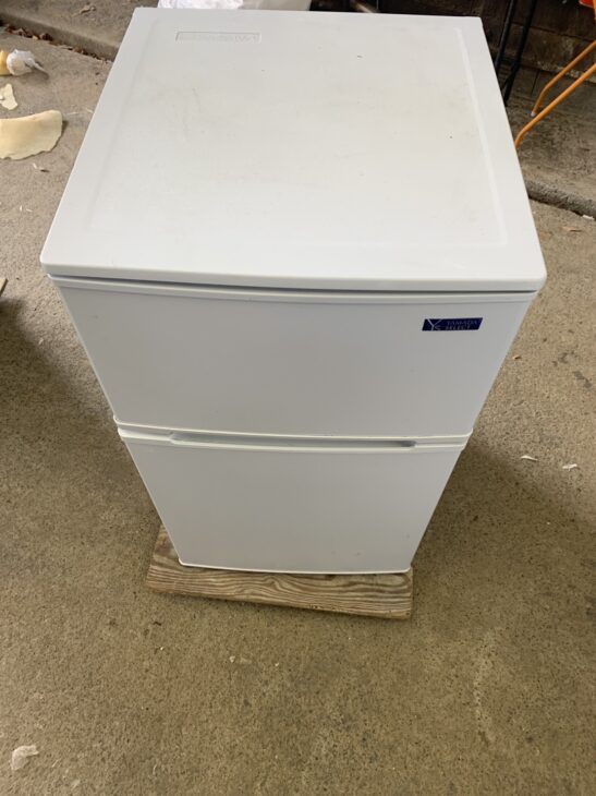 YAMADA（ヤマダ）90L 2ドア冷蔵庫 YRZ-C09G1 2020年製