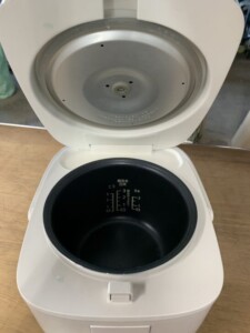 NITORI(ニトリ)マイコン炊飯ジャー BN201WH 2023年製