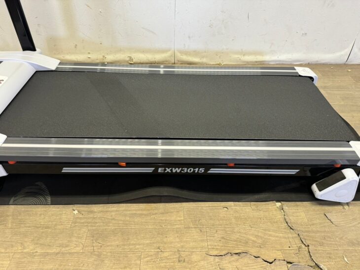 プログラム電動ウォーカー ３０１５｜生産終了品｜ホームフィットネス製品｜製品情報｜ALINCO - アルインコ