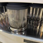 コロナ 密閉式石油ストーブ UHD-F70BFS 2018年製