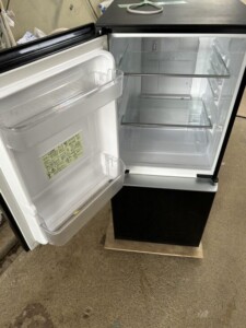 SHARP(シャープ)137L 2ドア冷蔵庫 SJ-GD14C-B 2016年製