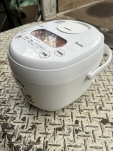 IRIS OHYAMA(アイリスオーヤマ)ジャー炊飯器 RC-MD30-W 2021年製