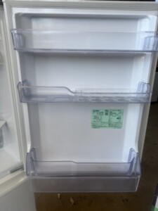 MITSUBISHI(三菱)330L 3ドア冷蔵庫 MR-C33J-W 2023年製