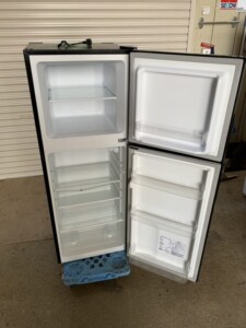 MAXZEN(マクスゼン)138L 2ドア冷蔵庫 JR138ML01GM 2020年製