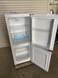 MAXZEN(マクスゼン)140L 2ドア冷蔵庫 JR139HM01WH 2022年製