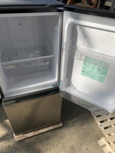 AQUA(アクア)135L 2ドア冷蔵庫 AQR-14N(S) 2023年製