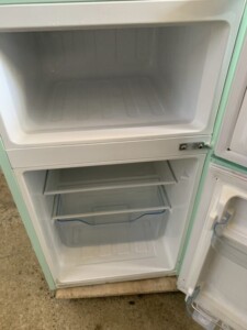 simplus(シンプラス)85L 2ドア冷蔵庫 SP-RT85L2-LG 2018年製