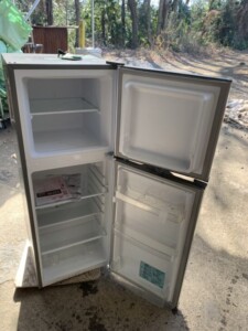 A-stage(エーステージ)138L 2ドア冷蔵庫 ARM-138L02SL 2019年製