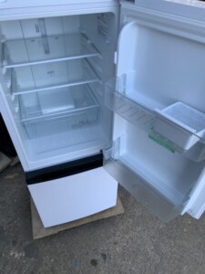 Hisense(ハイセンス)154L 2ドア冷蔵庫 HR-D15E 2021年製