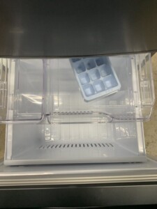 MITSUBISHI(三菱)146L 2ドア冷蔵庫 MR-P15EF-KK 2020年製