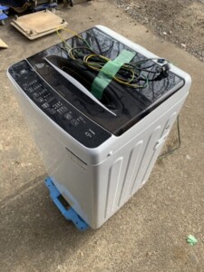 ELSONIC(エルソニック)4.5キロ 全自動洗濯機 EHL45A 2024年製