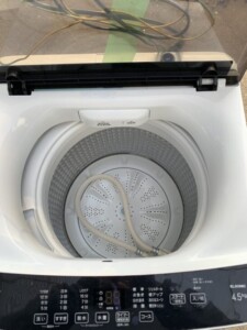 ELSONIC(エルソニック)4.5キロ 全自動洗濯機 EHL45A 2024年製