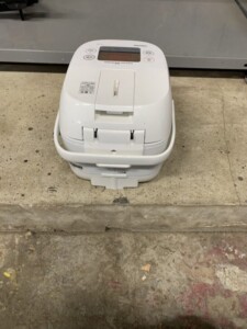 TOSHIBA(東芝)IHジャー炊飯器 RC-5XL 2019年製