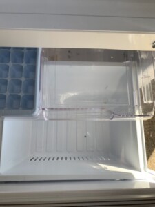 MITSUBISHI(三菱)146L 2ドア冷蔵庫 MR-P15E2H-W 2023年製