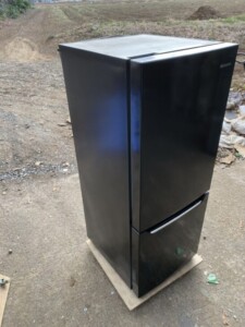 Hisense(ハイセンス)150L 2ドア冷蔵庫 HR-D15CB 2019年製