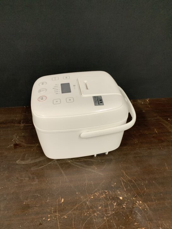 ニトリ製のマイコン炊飯ジャー BN201WH 2023年製【出張買取】神奈川県