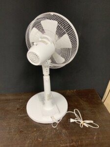 YAMADA(ヤマダ)ACリビング扇風機 RAFA-R82J2 2021年製