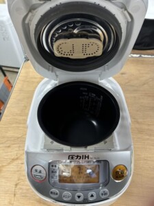 ZOJIRUSHI(象印)圧力IH炊飯ジャー NP-RL05 2018年製