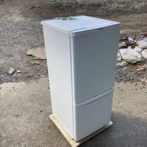 Panasonic(パナソニック)138L 2ドア冷蔵庫 NR-B14FW-W 2021年製