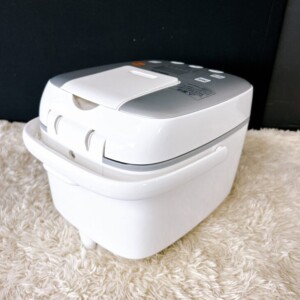 YAMAZEN(山善)マイコン炊飯ジャー YJB-300(W) 2020年製