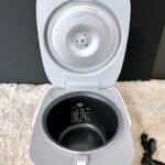 YAMAZEN（山善）マイコン炊飯ジャー YJB-300（W) 2020年製