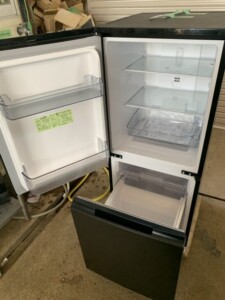 SHARP(シャープ)152L 2ドア冷蔵庫 SJ-D15H-H 2021年製