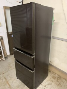 MITSUBISHI(三菱)330L 3ドア冷蔵庫 MR-CX33C-BR 2018年製