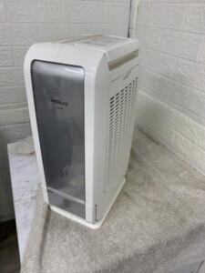 HITACHI(日立)衣類乾燥除湿機 HJS-D562 2019年製