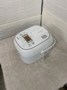 TOSHIBA(東芝)ジャー炊飯器 RC-5XN 2019年製