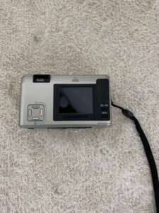 OLYMPUS(オリンパス)デジタルカメラ キャメディア C-21