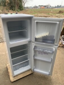 Abitelax(アビテラックス)139L 2ドア冷蔵庫 AR-131 2022年製