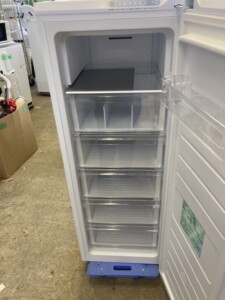 IRIS OHYAMA(アイリスオーヤマ)142L 1ドア冷凍庫 KUSN-14B-W 2024年製