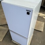 SHARP（シャープ）137L 2ドア冷蔵庫 SJ-GD14E-W 2019年製