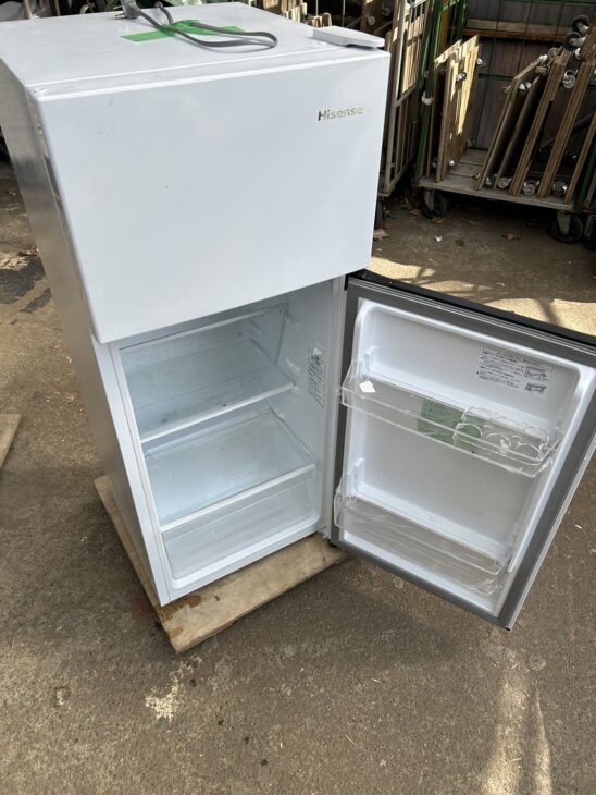 出張買取 南足柄市中沼へ！Hisense（ハイセンス）2ドア冷蔵庫 HR-B12HW 