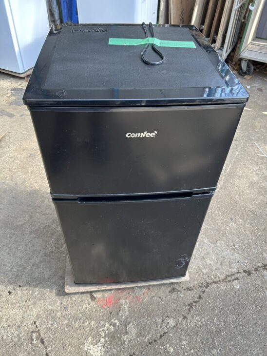 comfee（コンフィー）90L 2ドア冷蔵庫 RCT90BL(E)2022年製