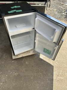 IRIS OHYAMA(アイリスオーヤマ)87L 2ドア冷蔵庫 PRC-B092D-B 2024年製