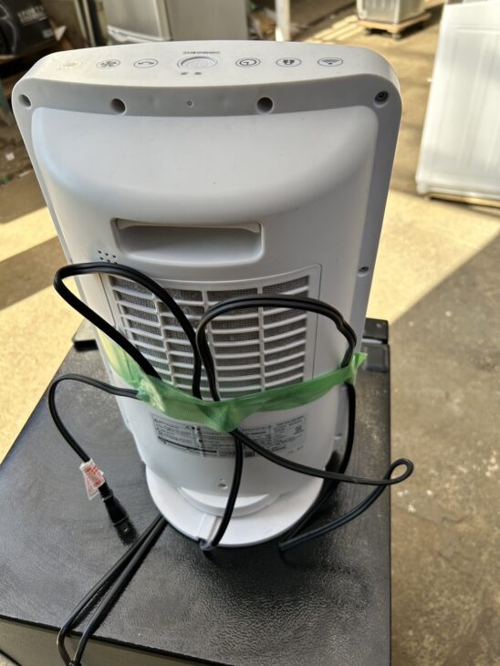 山善製のセラミックファンヒーター DSF-KR122 2022年製(買取)横浜市 山善製のセラミックファンヒーター DSF-KR122 2022年製(買取)横浜市