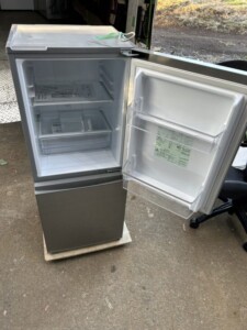 AQUA(アクア)126L 2ドア冷蔵庫 AQR-13M(S) 2022年製